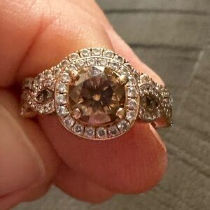 Gold and diamond engagement ring and wedding band sz 7